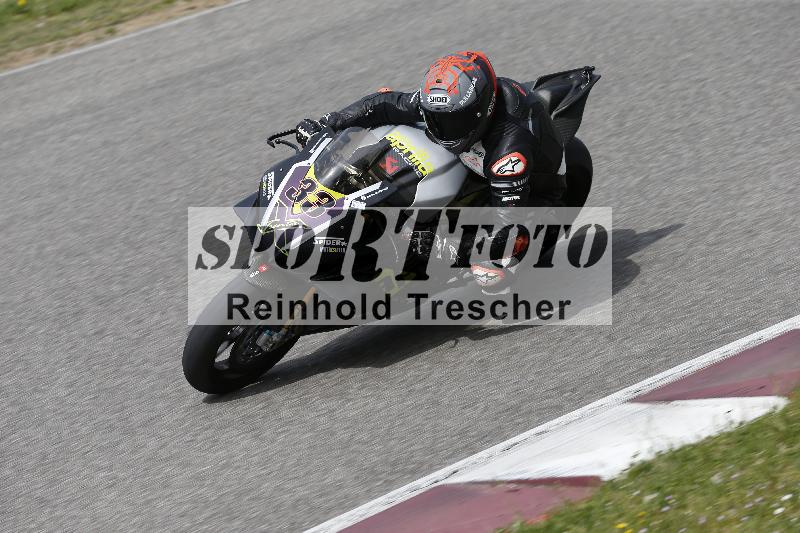 /10 20.04.2026  Pluess Moto Sport ADR/Freies Fahren/33